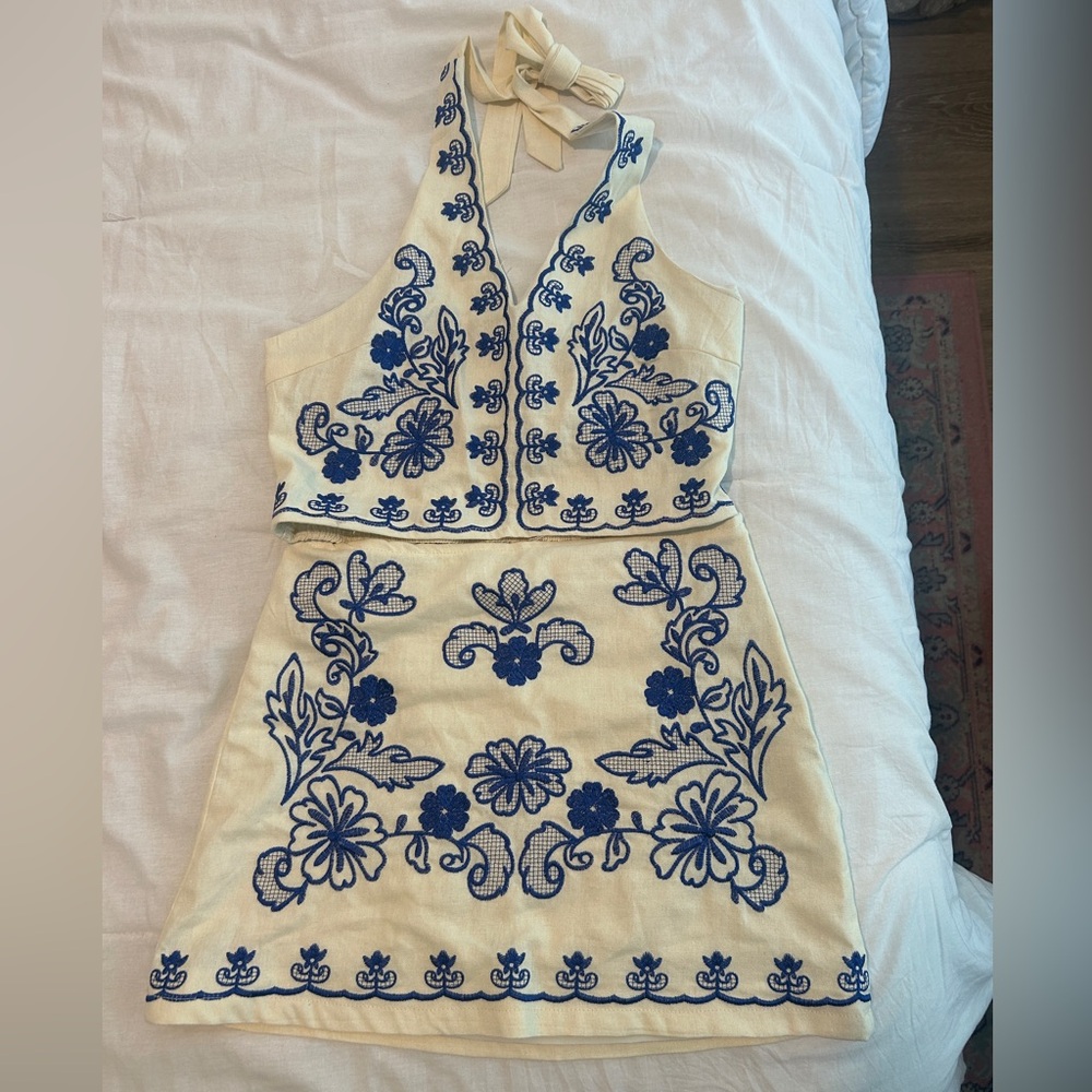 Sleeveless Cream Halter Top & Skirt Set with Blue Embroidery